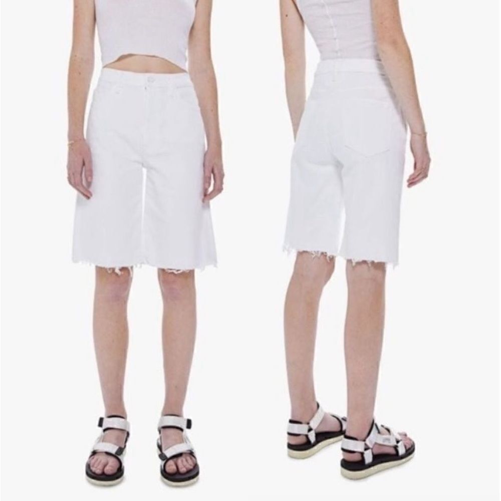 Mother Women's White The Undercover Knee Fray Short Size 24 $228